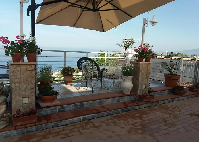 Bed and Breakfast Garden On The Sea Vico Equense